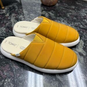 TOMS Mustard Quilted Slip-Ons Size 6.5 W
